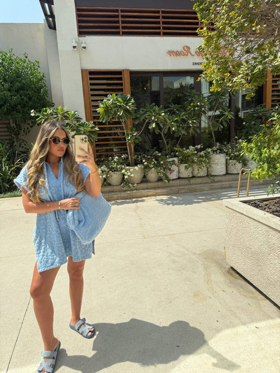 Mila Poncho - Blue Leopard